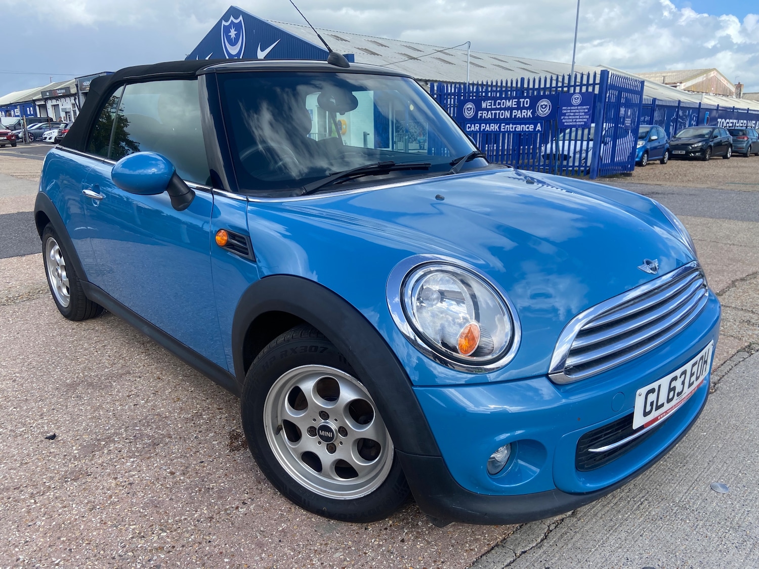 Used MINI Convertible 2014 for sale - 76402561: Photo 21