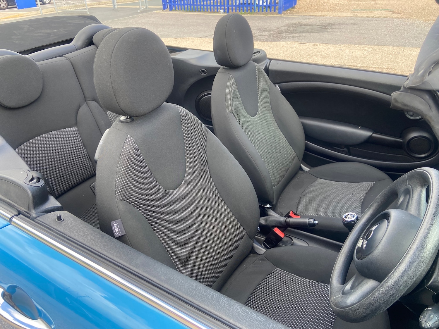 Used MINI Convertible 2014 for sale - 76402561: Photo 27