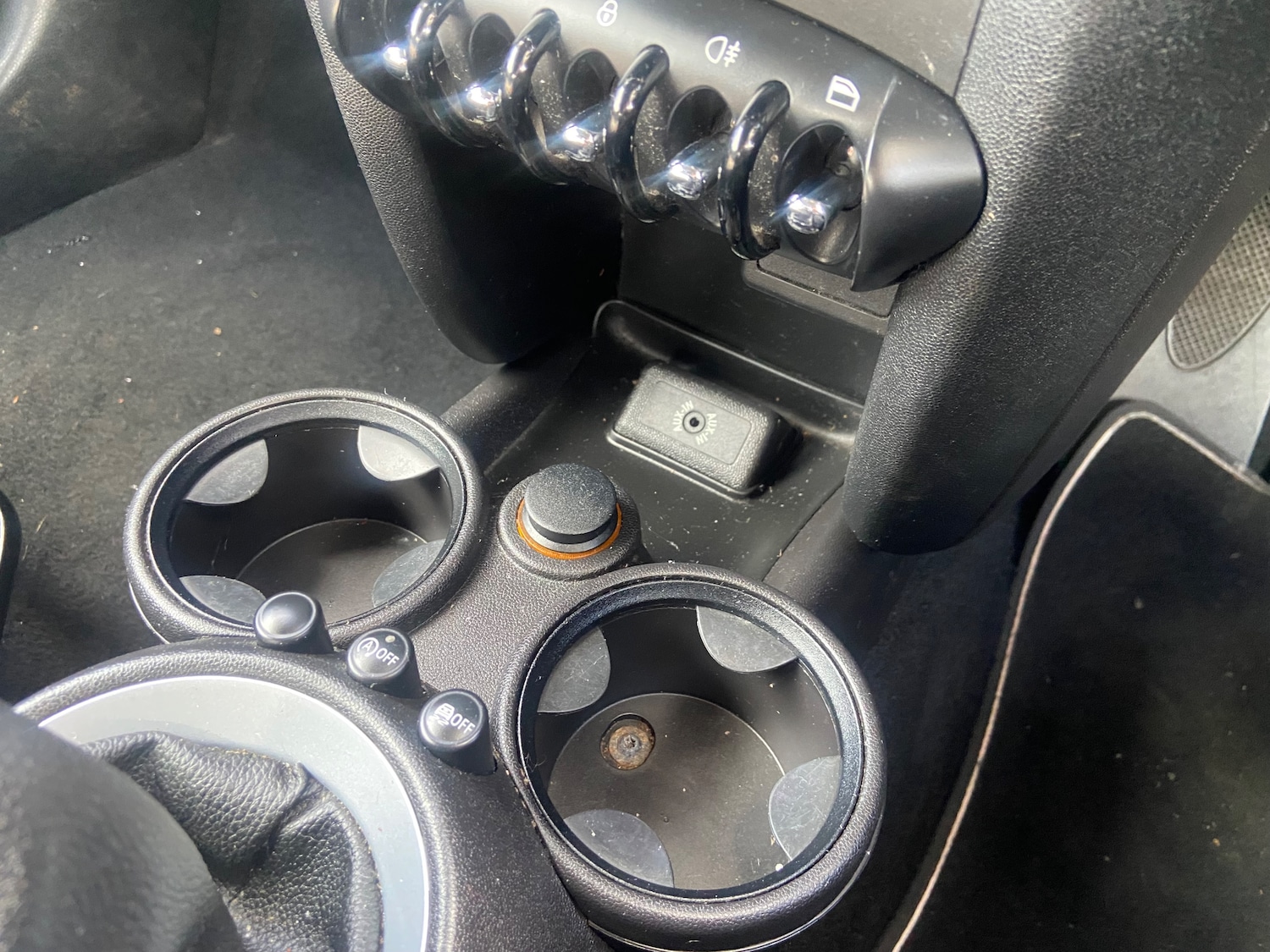 Used MINI Convertible 2014 for sale - 76402561: Photo 35