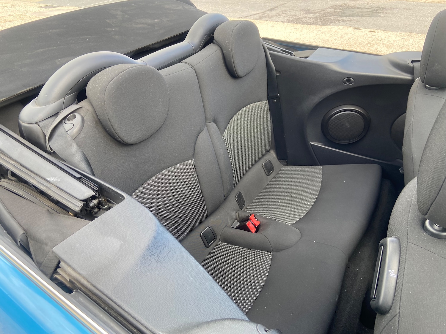 Used MINI Convertible 2014 for sale - 76402561: Photo 37