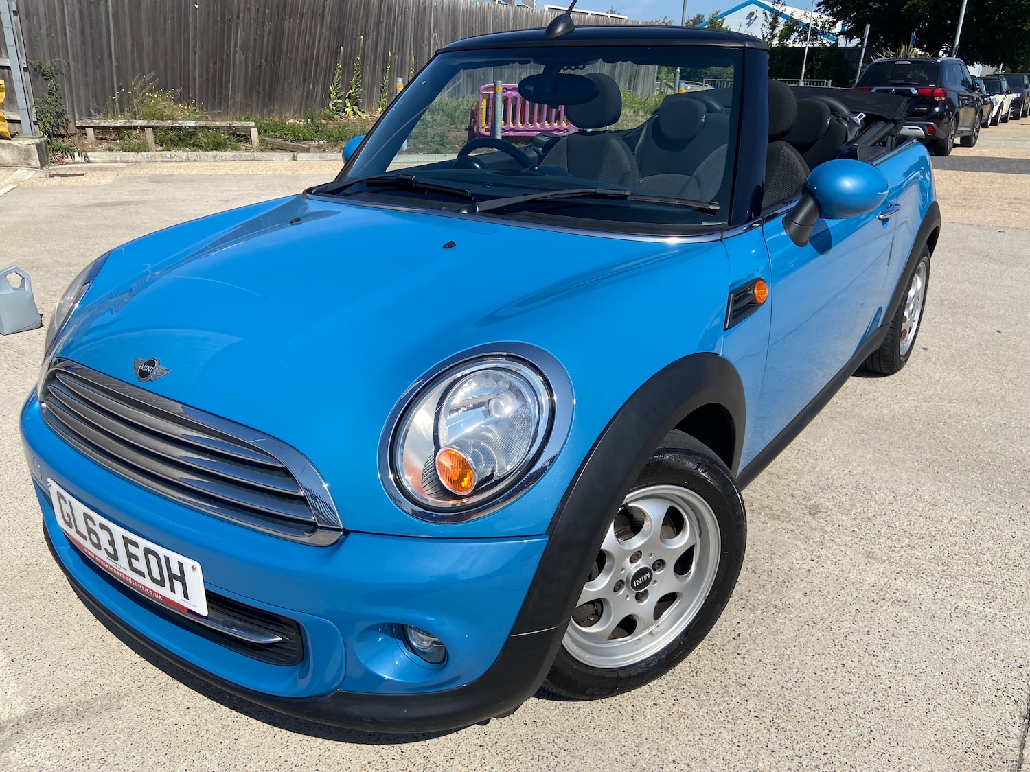 Used MINI Convertible 2014 for sale - 76402561: Photo 7