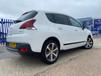 Used Peugeot 3008 2016 for sale - 76402563: Photo