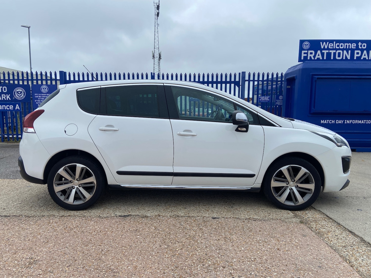 Used Peugeot 3008 2016 for sale - 76402563: Photo 6
