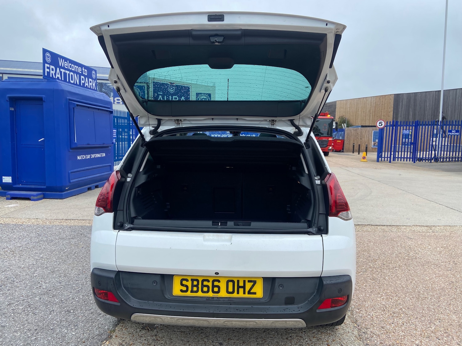 Used Peugeot 3008 2016 for sale - 76402563: Photo 8