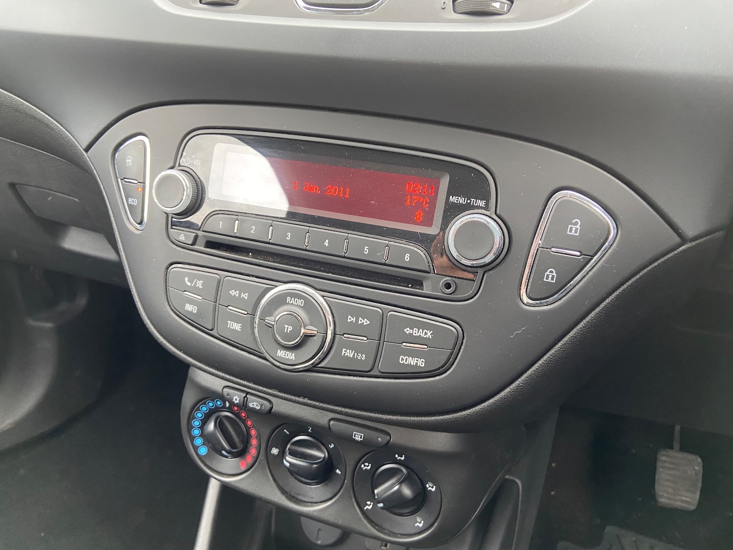 Used Vauxhall Corsa Van 2017 for sale - 76480761: Photo 17