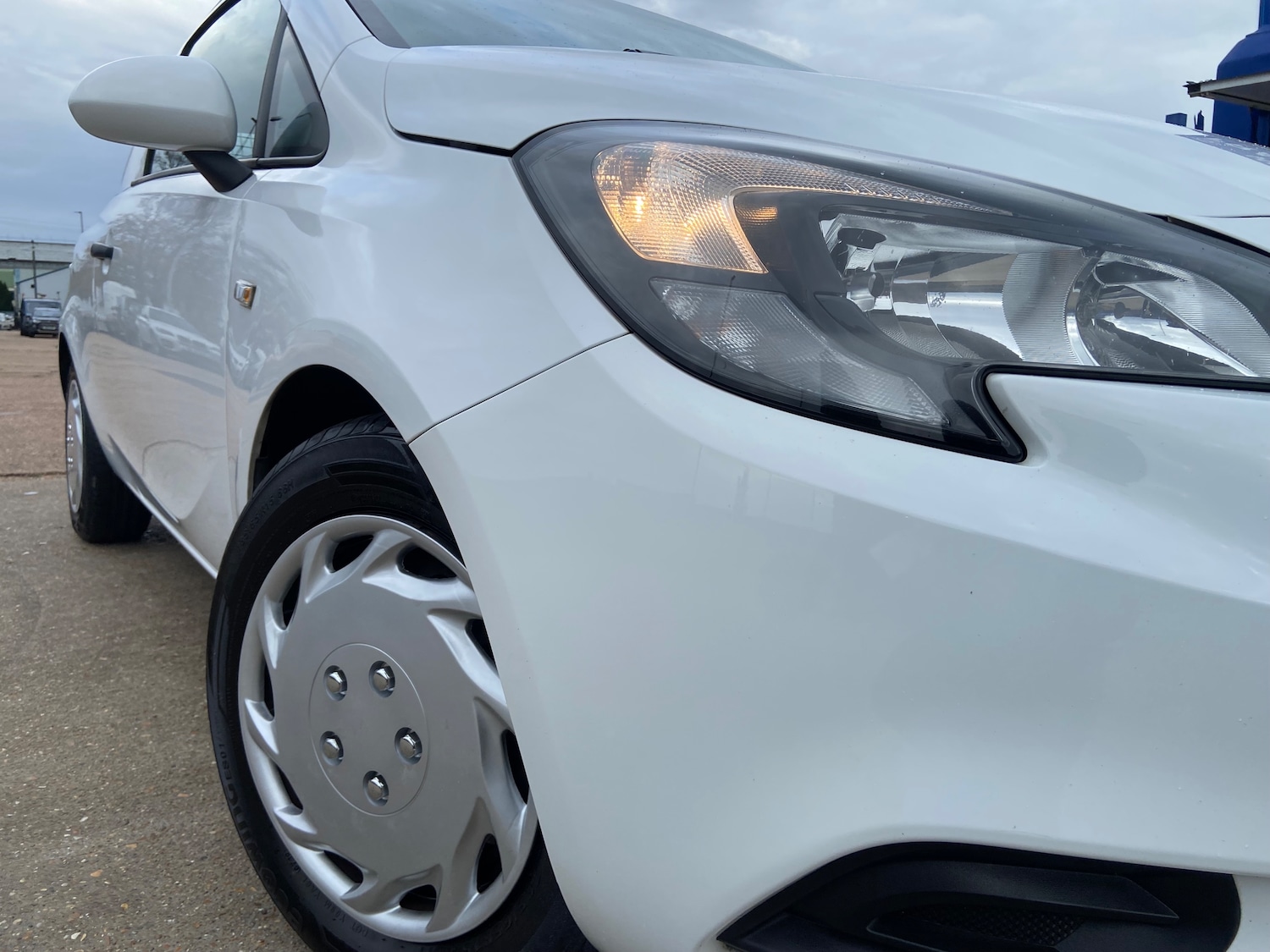 Used Vauxhall Corsa Van 2017 for sale - 76480761: Photo 6