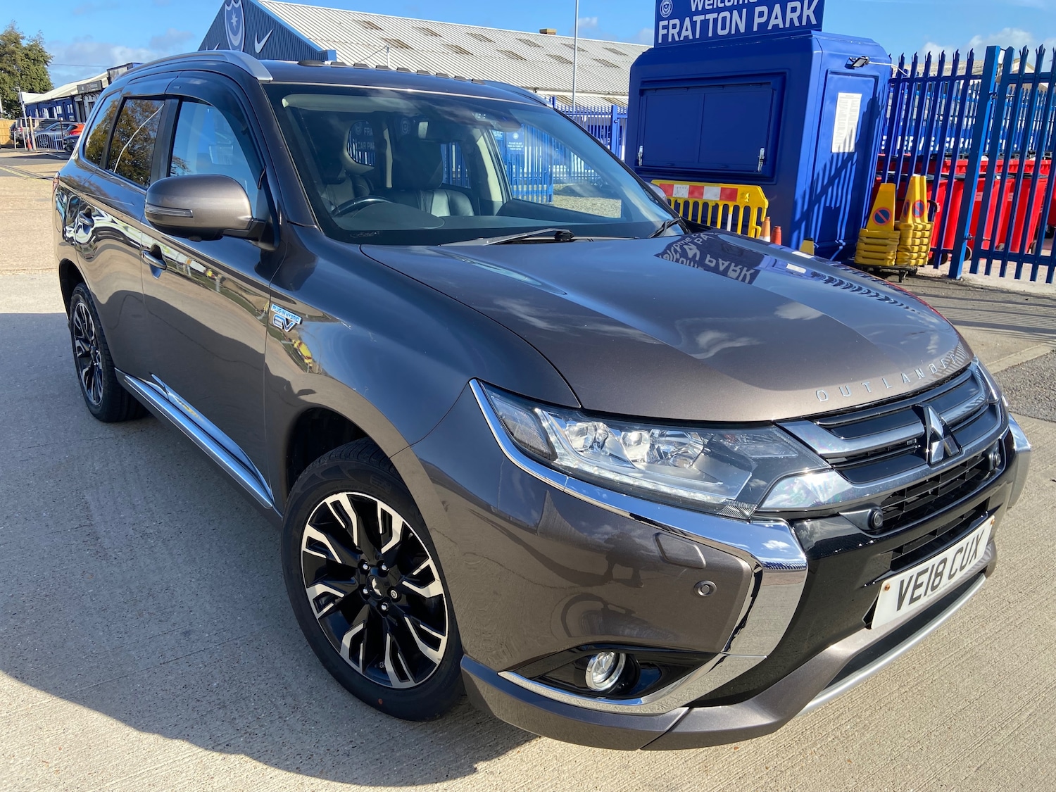 Used Mitsubishi Outlander 2018 for sale - 76402633: Photo 1
