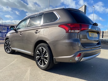 Used Mitsubishi Outlander 2018 for sale - 76402633: Photo