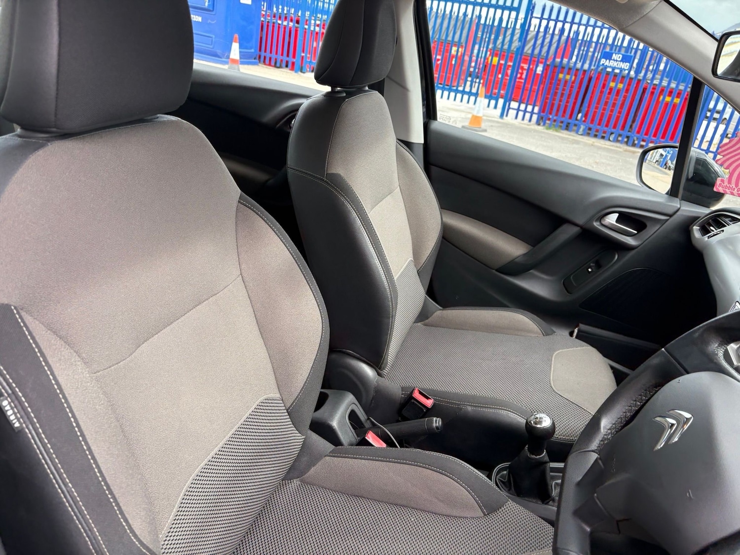 Used Citroen C3 2013 for sale - 76847930: Photo 10