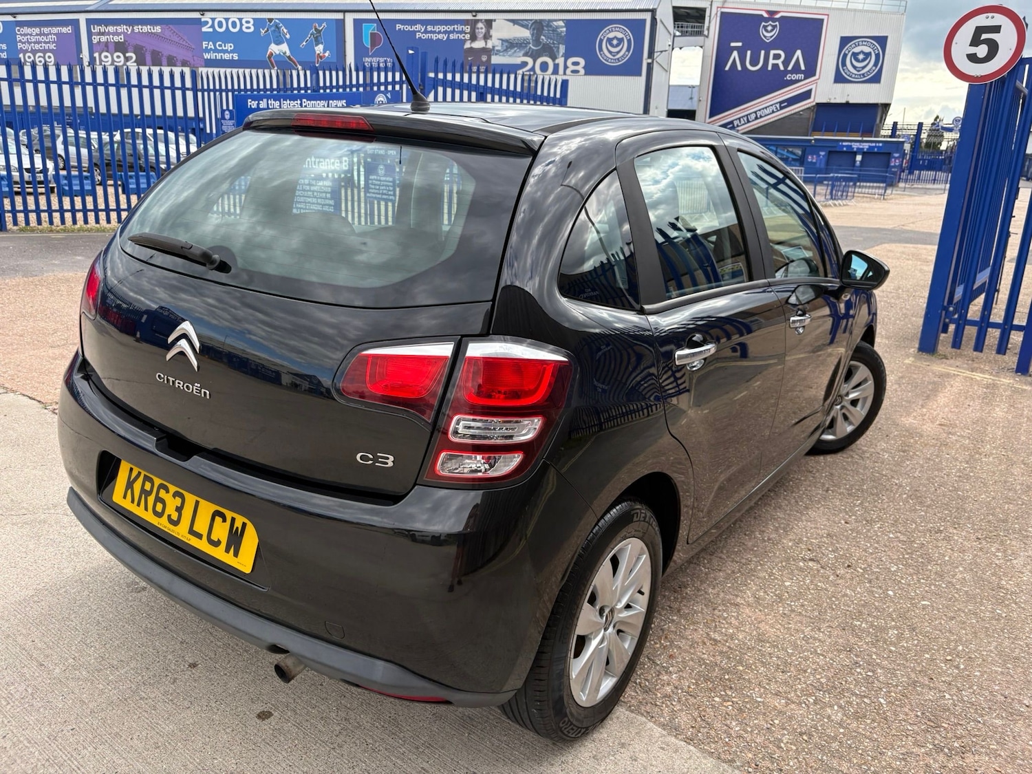 Used Citroen C3 2013 for sale - 76847930: Photo 16
