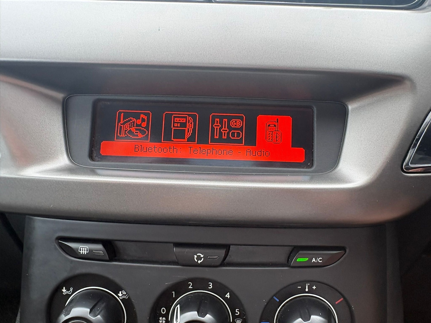 Used Citroen C3 2013 for sale - 76847930: Photo 8