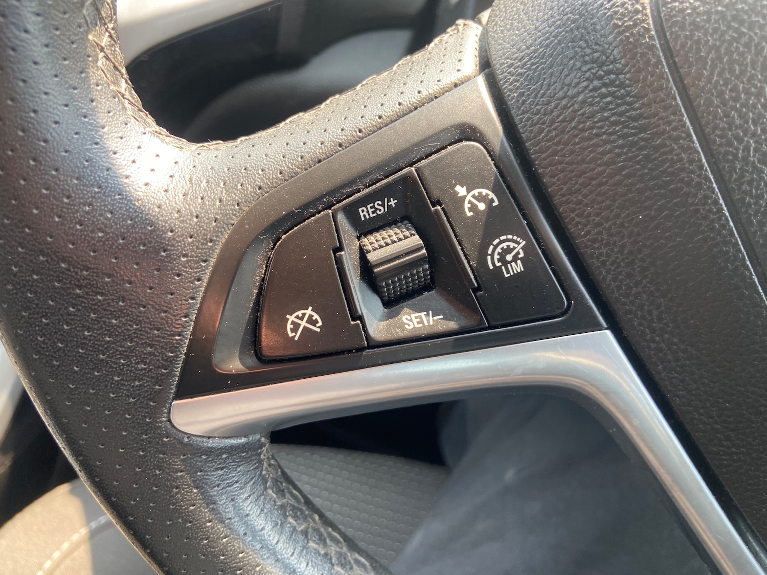 Used Vauxhall Astra 2014 for sale - 76402547: Photo 15