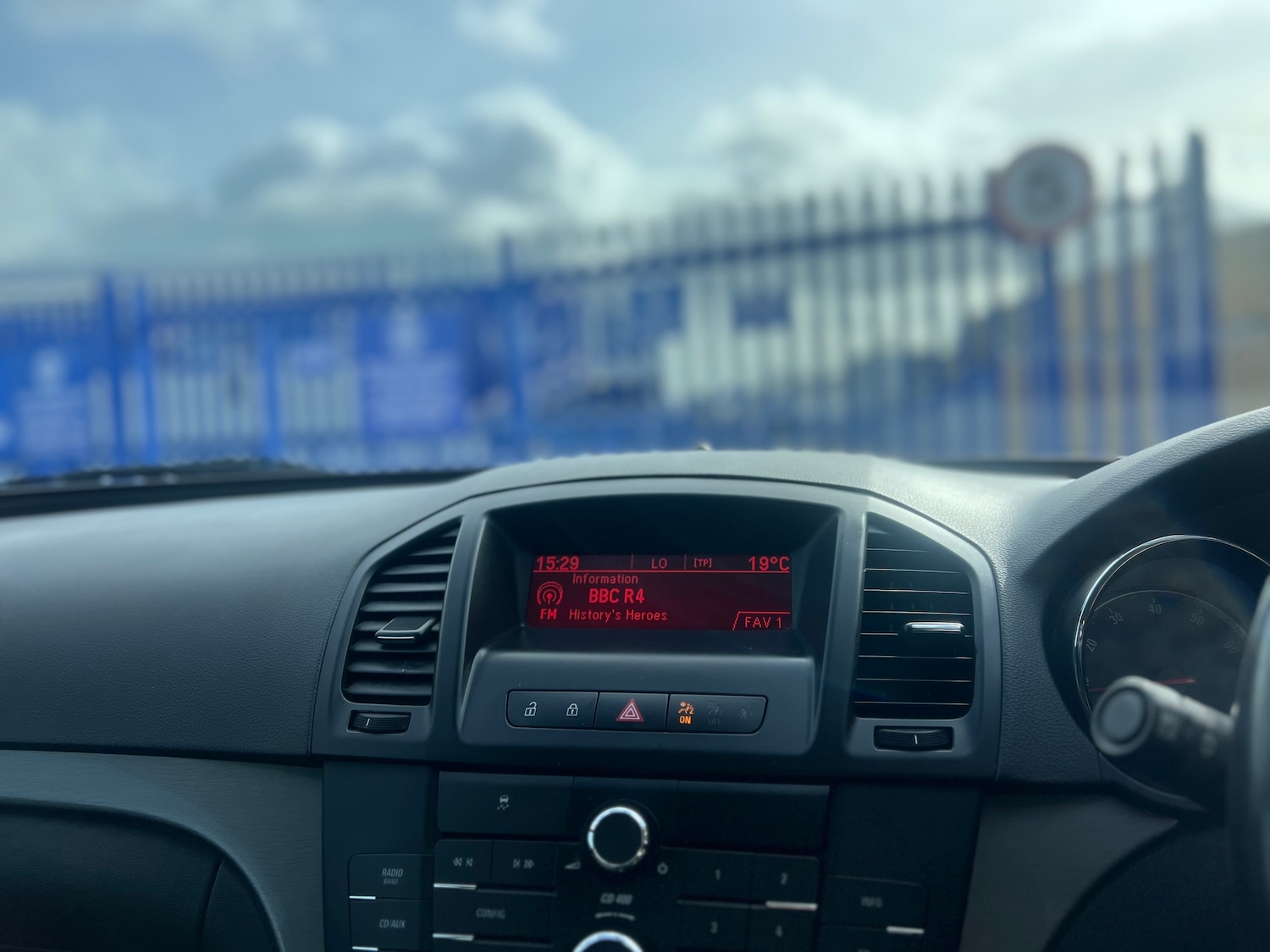 Used Vauxhall Insignia 2011 for sale - 76402643: Photo 12