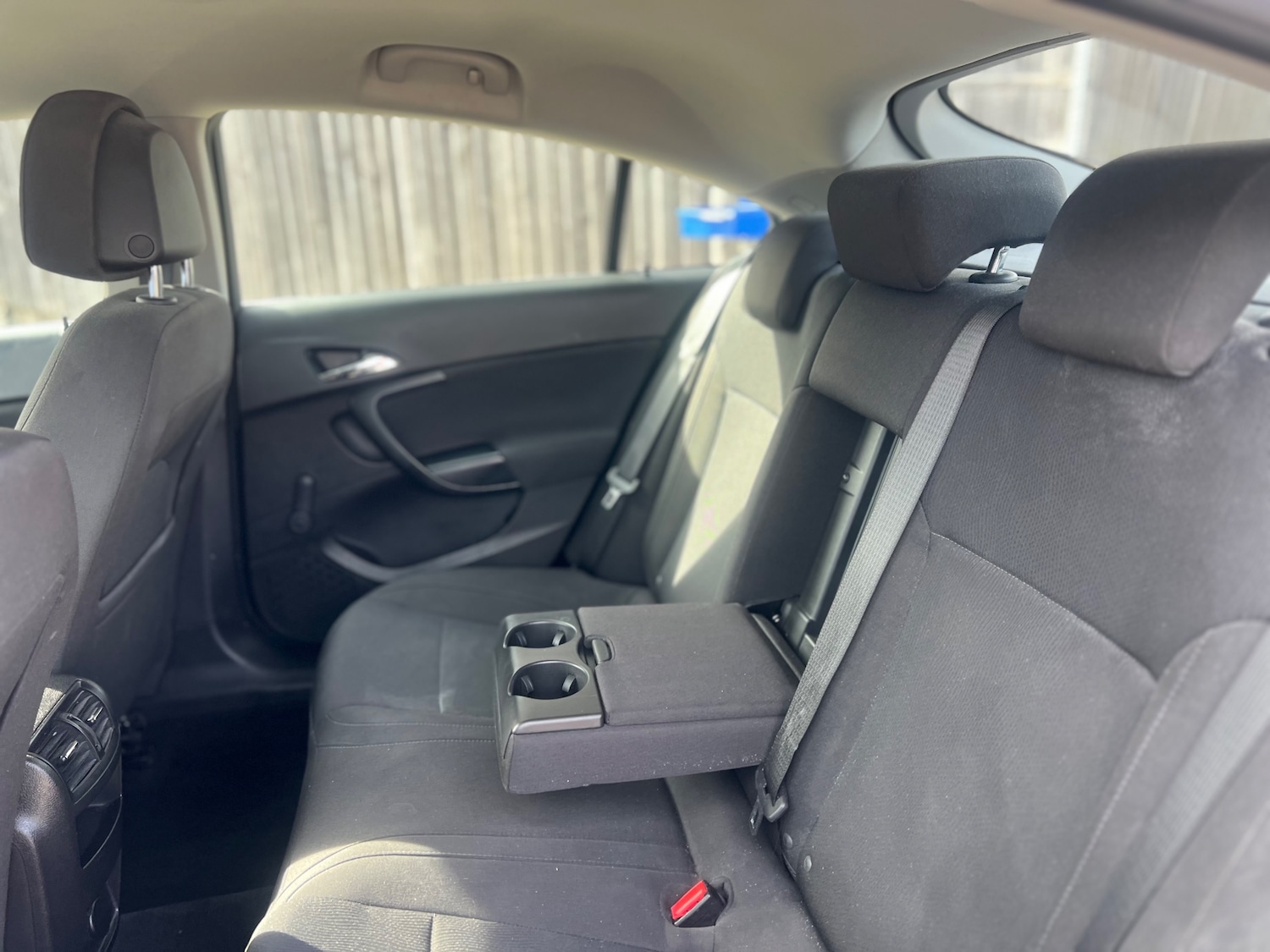 Used Vauxhall Insignia 2011 for sale - 76402643: Photo 19