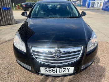 Used Vauxhall Insignia 2011 for sale - 76402643: Photo