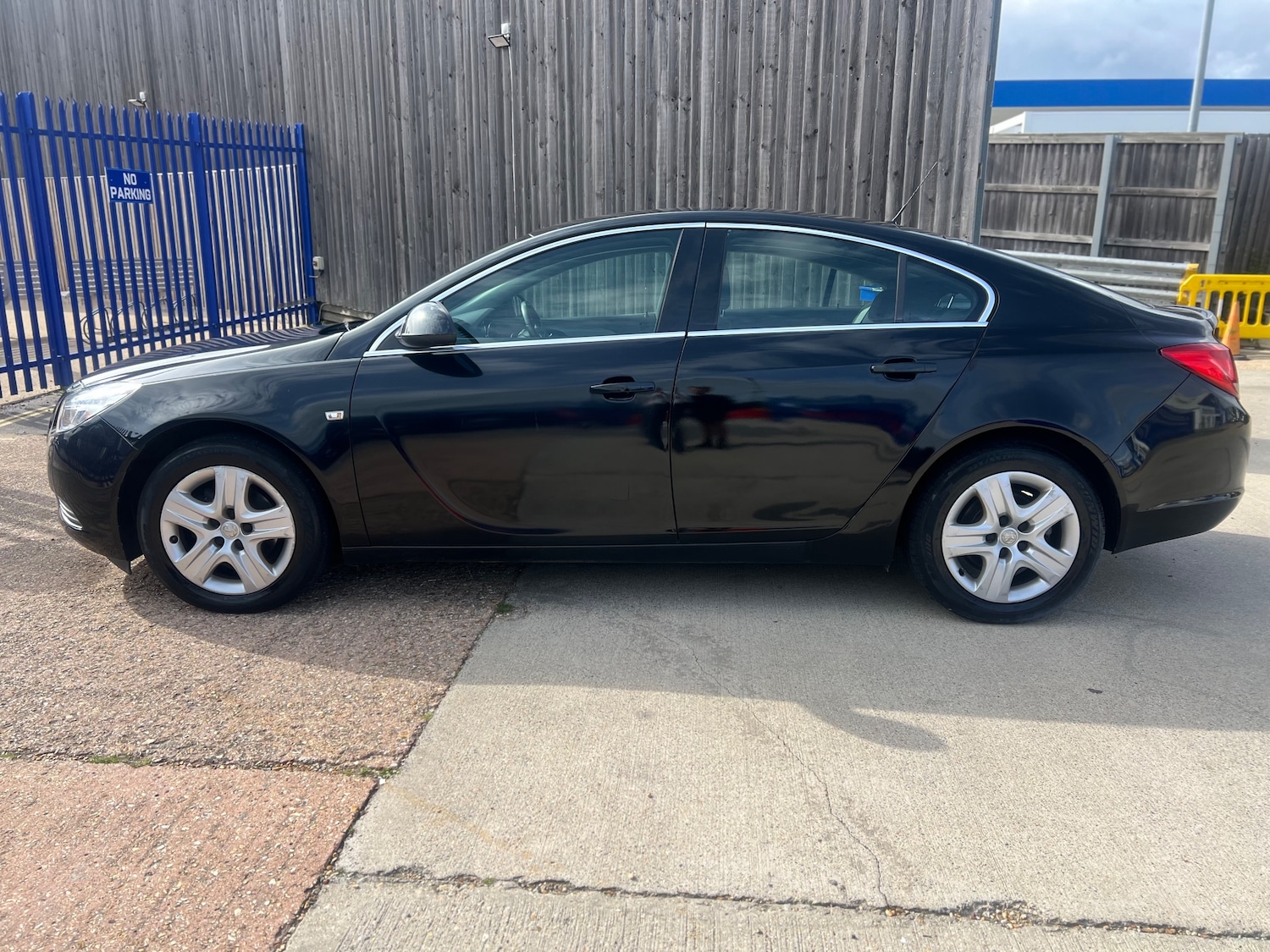 Used Vauxhall Insignia 2011 for sale - 76402643: Photo 7