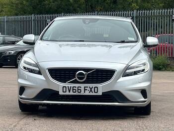 Used Volvo V40 2016 for sale - 79884523: Photo
