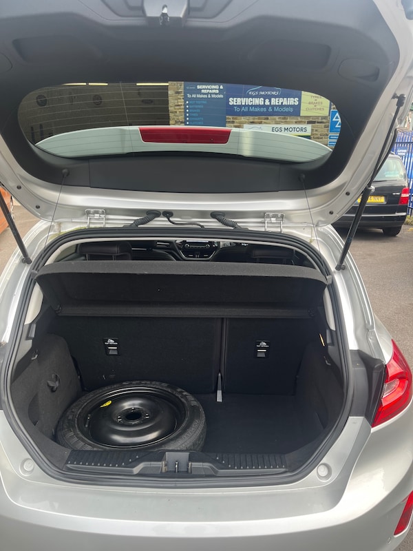 Used Ford Fiesta 2018 for sale - 75643889: Photo 7