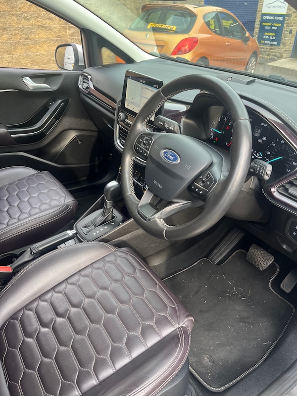 Used Ford Fiesta 2018 for sale - 75643889: Photo 9