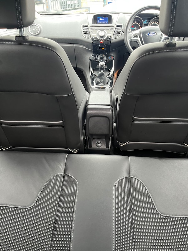 Used Ford Fiesta 2015 for sale - 75643272: Photo 12