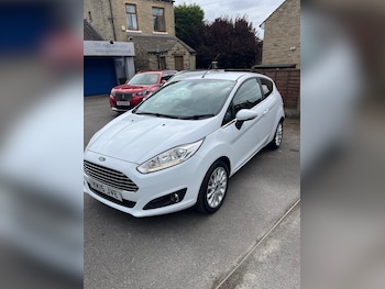 Used Ford Fiesta 2015 for sale - 75643272: Photo
