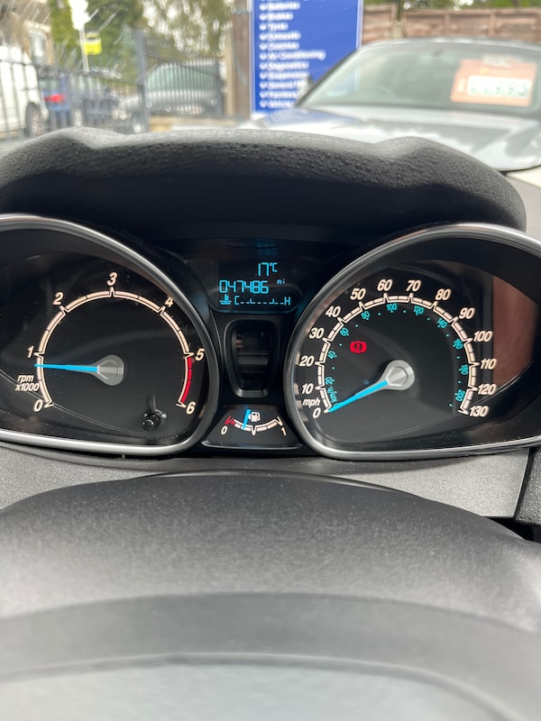 Used Ford Fiesta 2015 for sale - 75643272: Photo 7