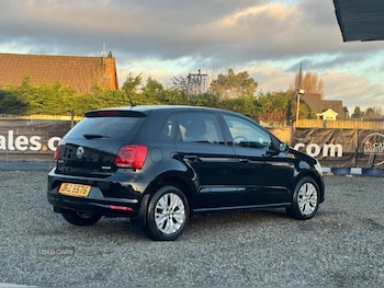 Used Volkswagen Polo 2015 for sale - 77157007: Photo