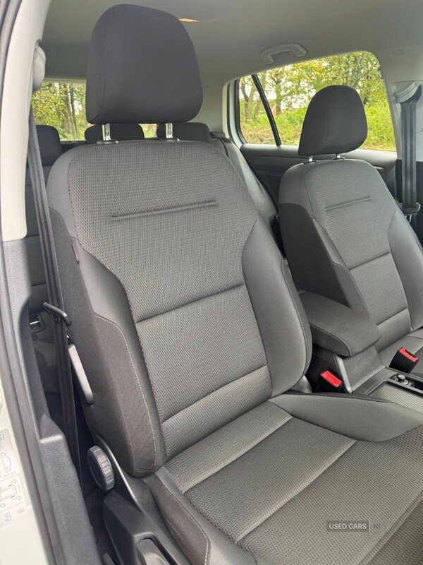 Used Volkswagen Golf 2017 for sale - 76308200: Photo 12