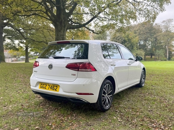 Used Volkswagen Golf 2017 for sale - 76308200: Photo 6