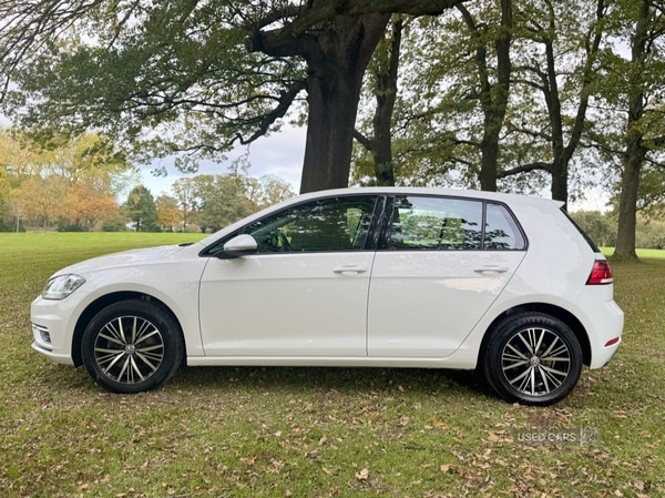 Used Volkswagen Golf 2017 for sale - 76308200: Photo 9