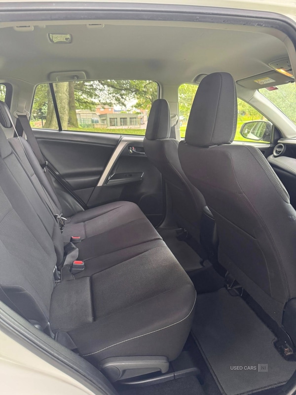 Used Toyota RAV4 2016 for sale - 76043442: Photo 16