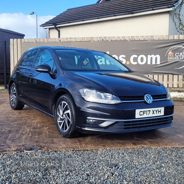 Used Volkswagen Golf 2017 for sale - 78020745: Photo 2