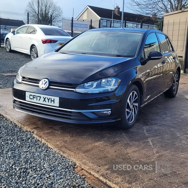 Used Volkswagen Golf 2017 for sale - 78020745: Photo 3