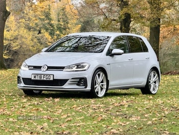 Used Volkswagen Golf 2018 for sale - 76562782: Photo