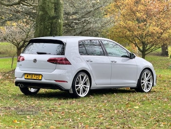 Used Volkswagen Golf 2018 for sale - 76562782: Photo