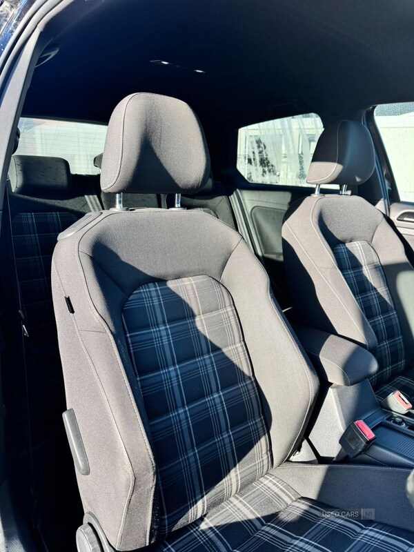 Used Volkswagen Golf 2016 for sale - 77217905: Photo 6