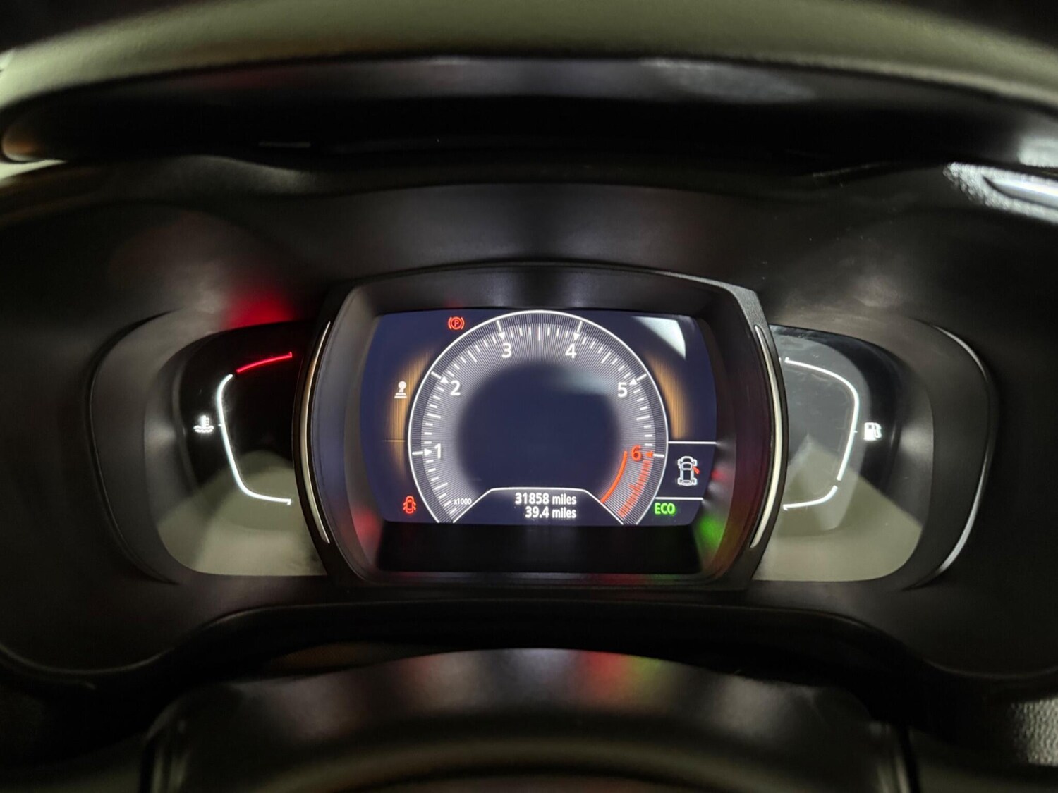 Used Renault Kadjar 2018 for sale - 76409620: Photo 32