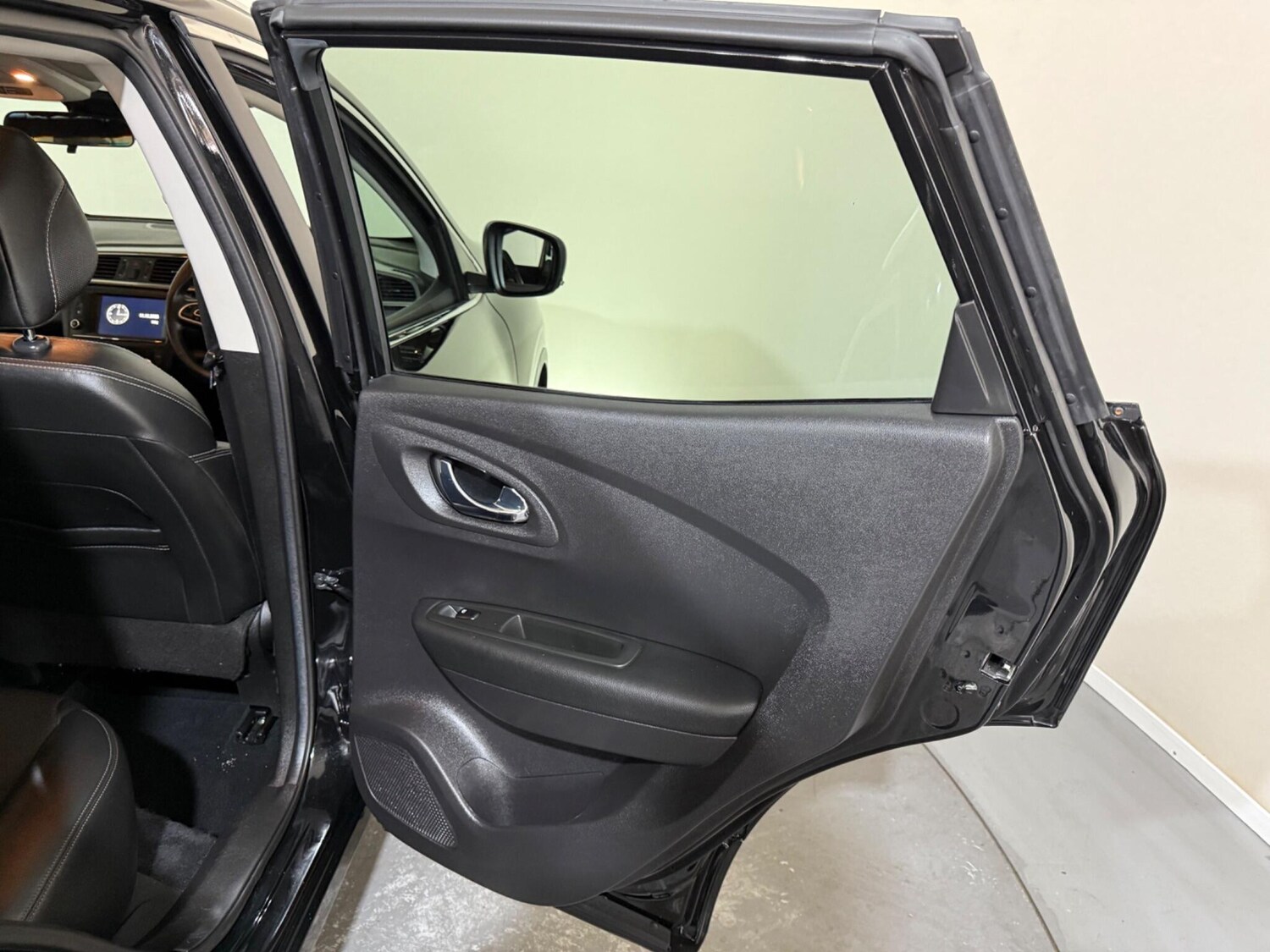 Used Renault Kadjar 2018 for sale - 76409620: Photo 47