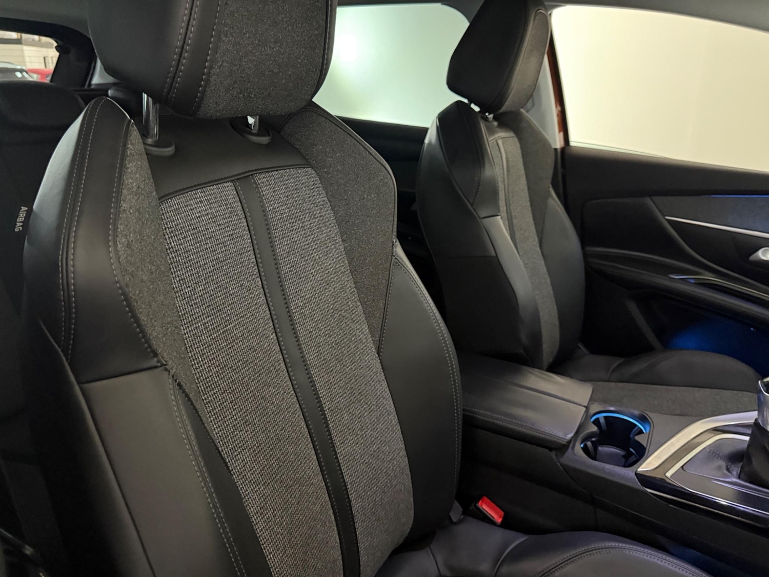 Used Peugeot 3008 2017 for sale - 76408530: Photo 23