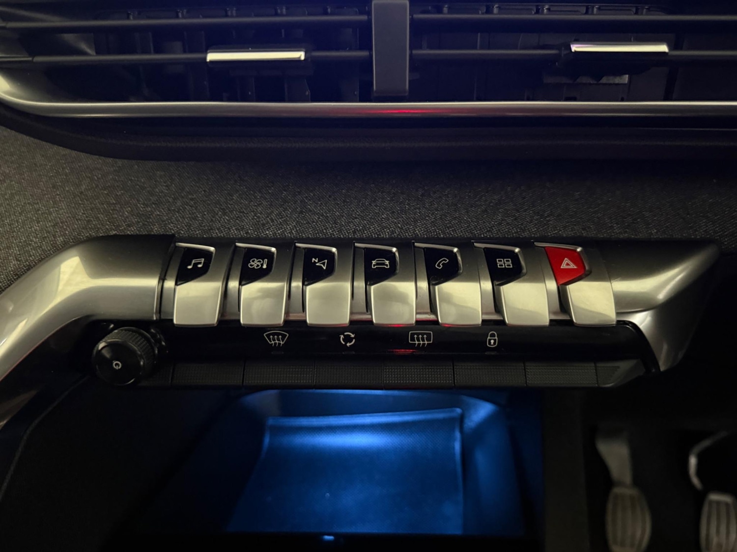 Used Peugeot 3008 2017 for sale - 76408530: Photo 37