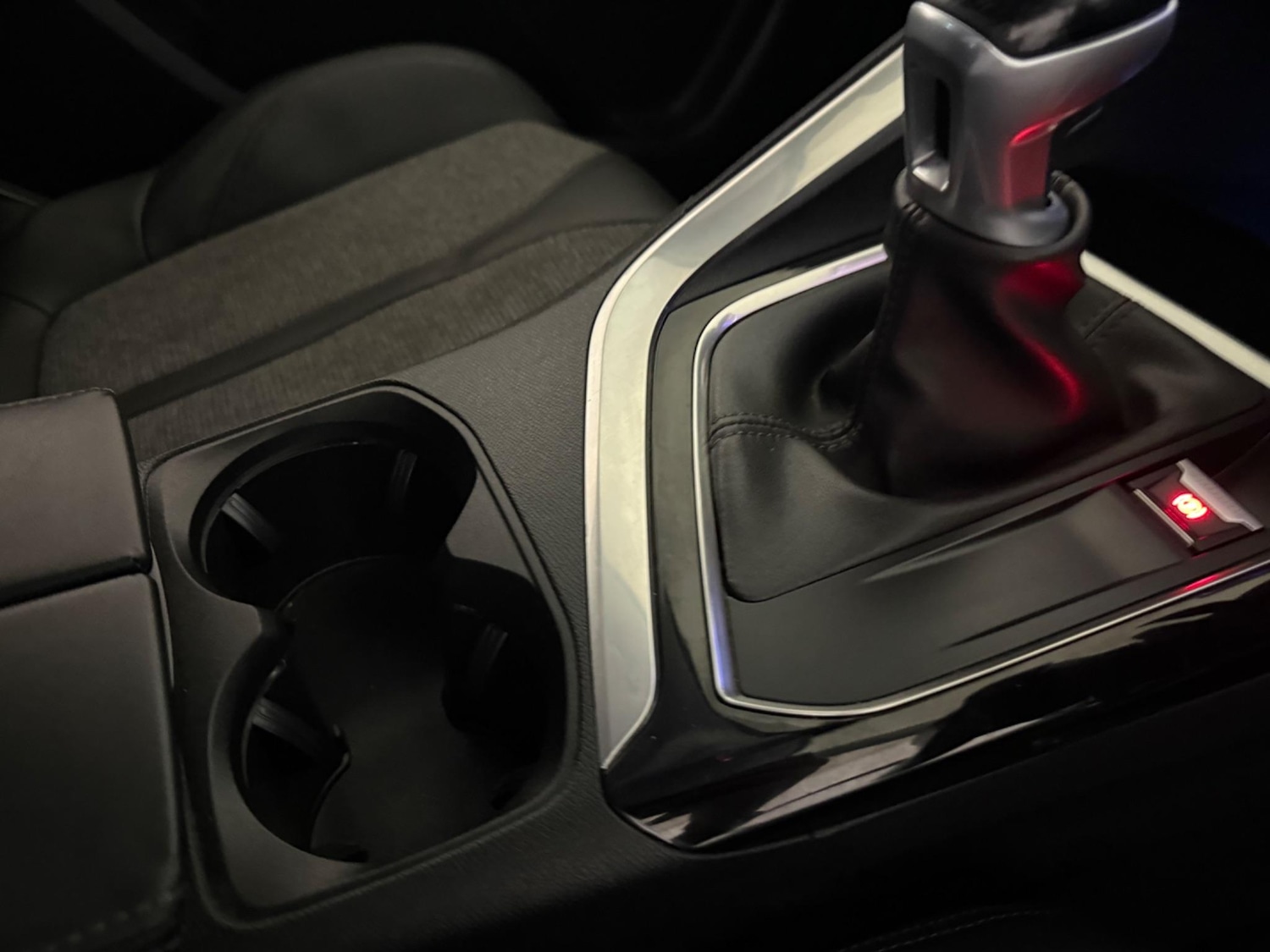 Used Peugeot 3008 2017 for sale - 76408530: Photo 39