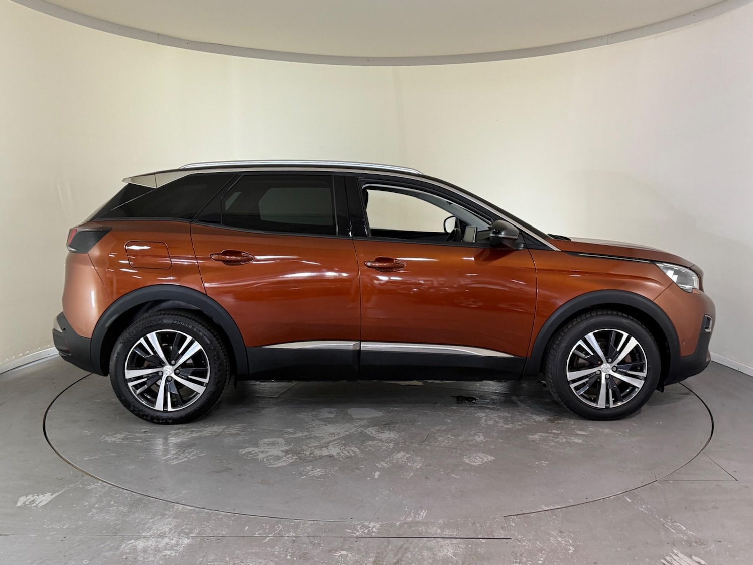 Used Peugeot 3008 2017 for sale - 76408530: Photo 8