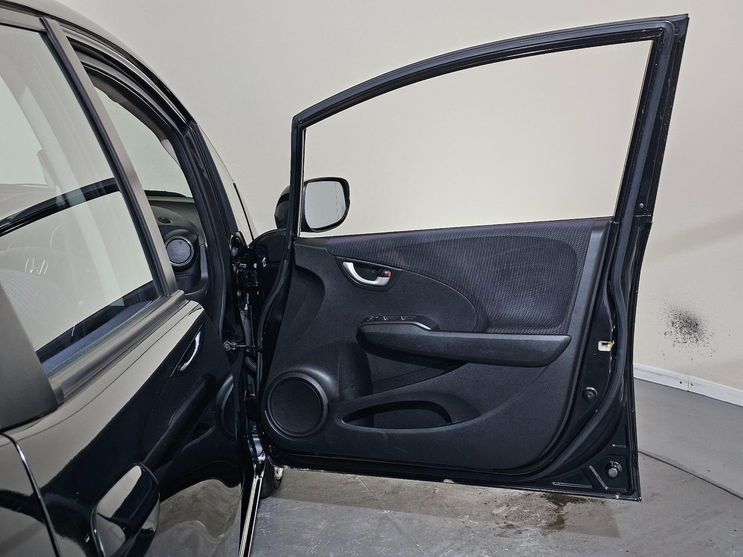 Used Honda Jazz 2011 for sale - 76409178: Photo 19