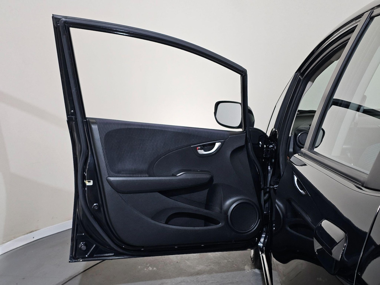 Used Honda Jazz 2011 for sale - 76409178: Photo 22