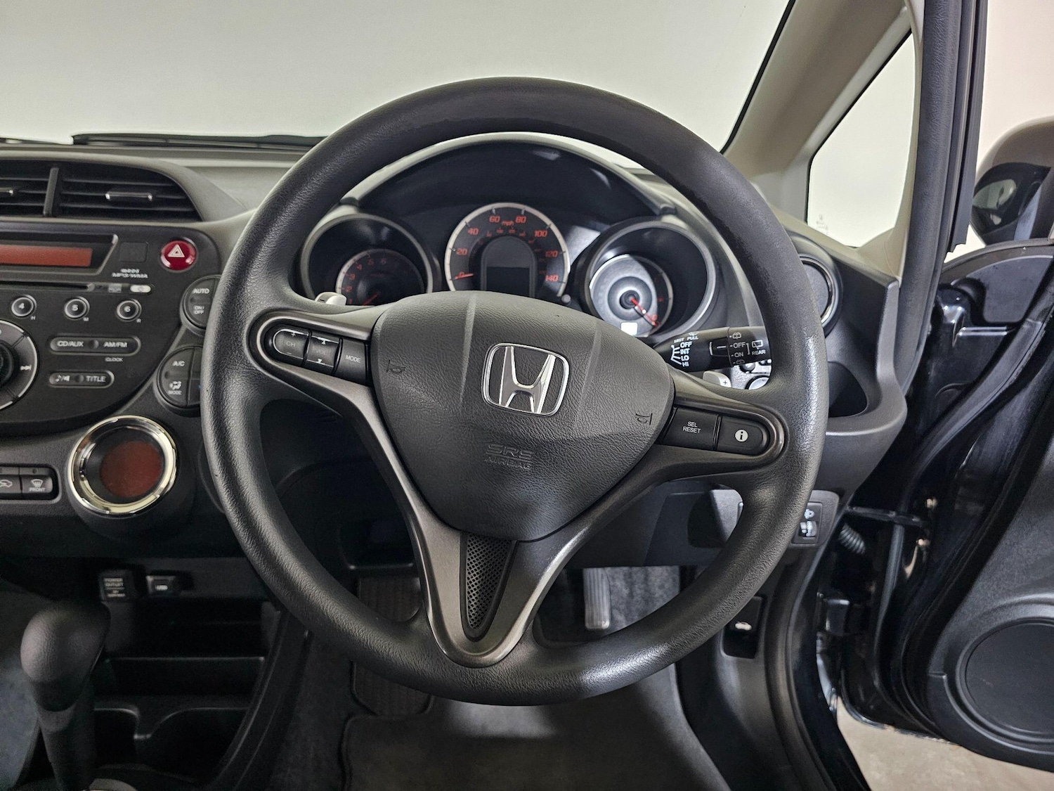 Used Honda Jazz 2011 for sale - 76409178: Photo 33