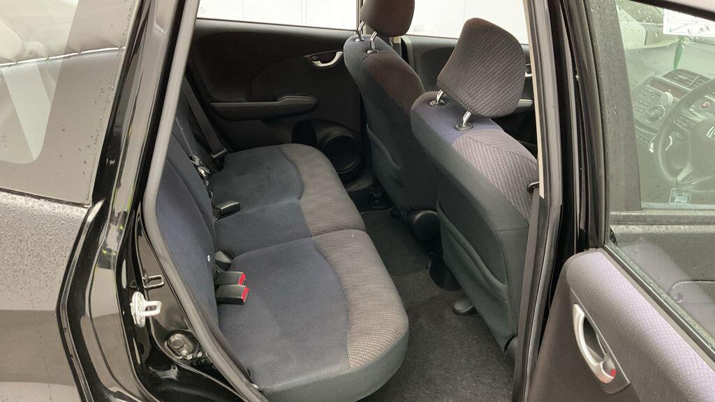 Used Honda Jazz 2011 for sale - 76409178: Photo 9