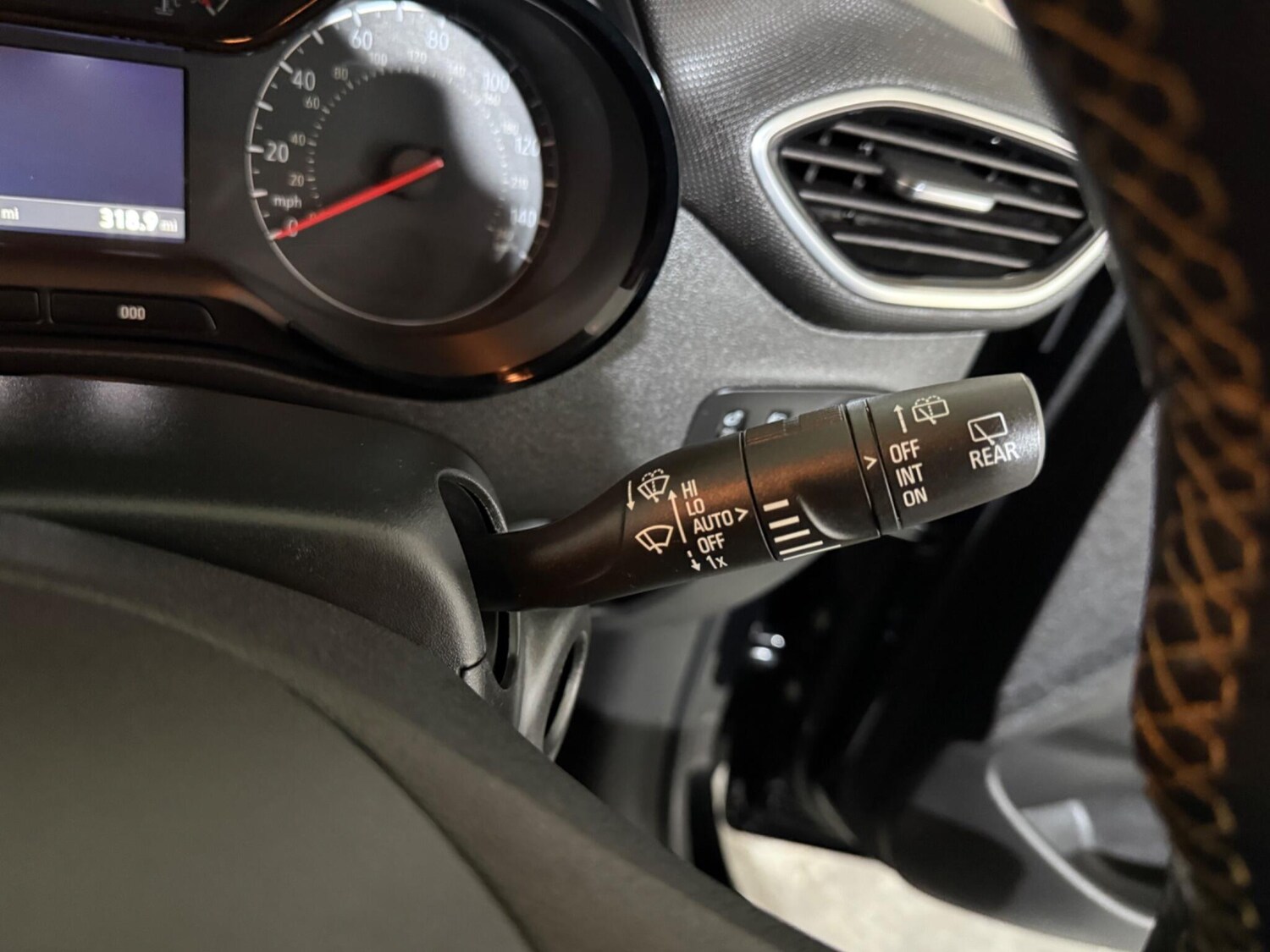 Used Vauxhall Crossland X 2018 for sale - 76370699: Photo 28