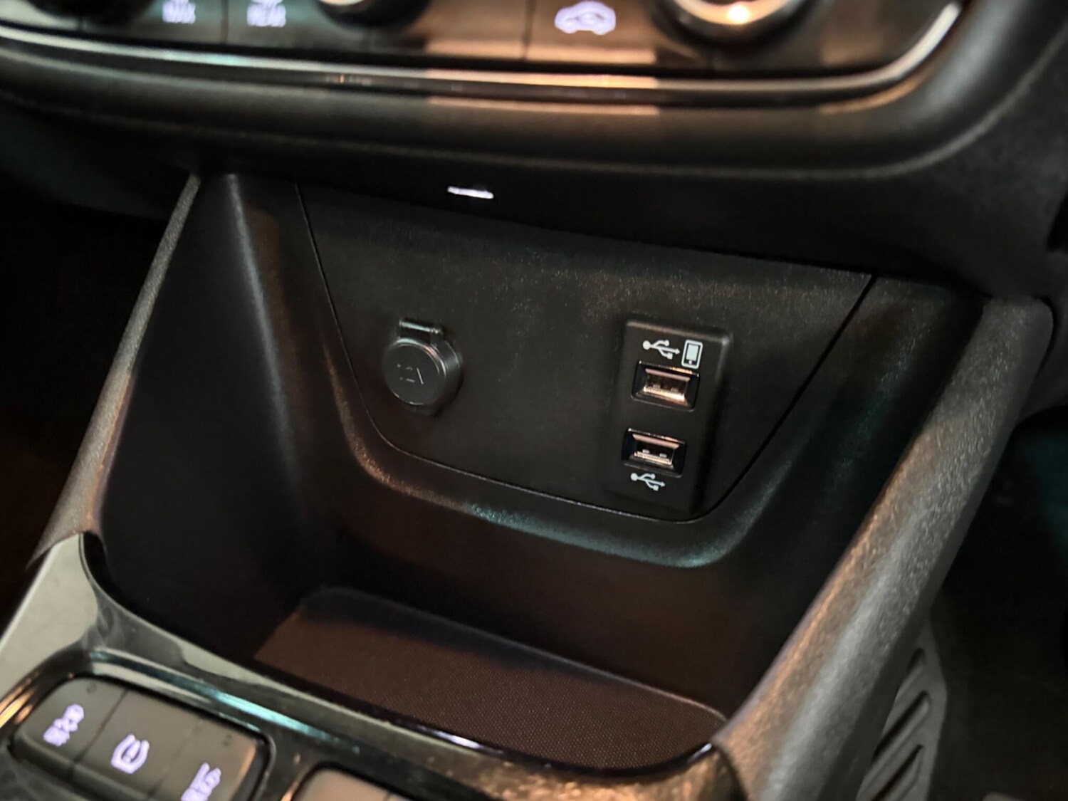 Used Vauxhall Crossland X 2018 for sale - 76370699: Photo 41