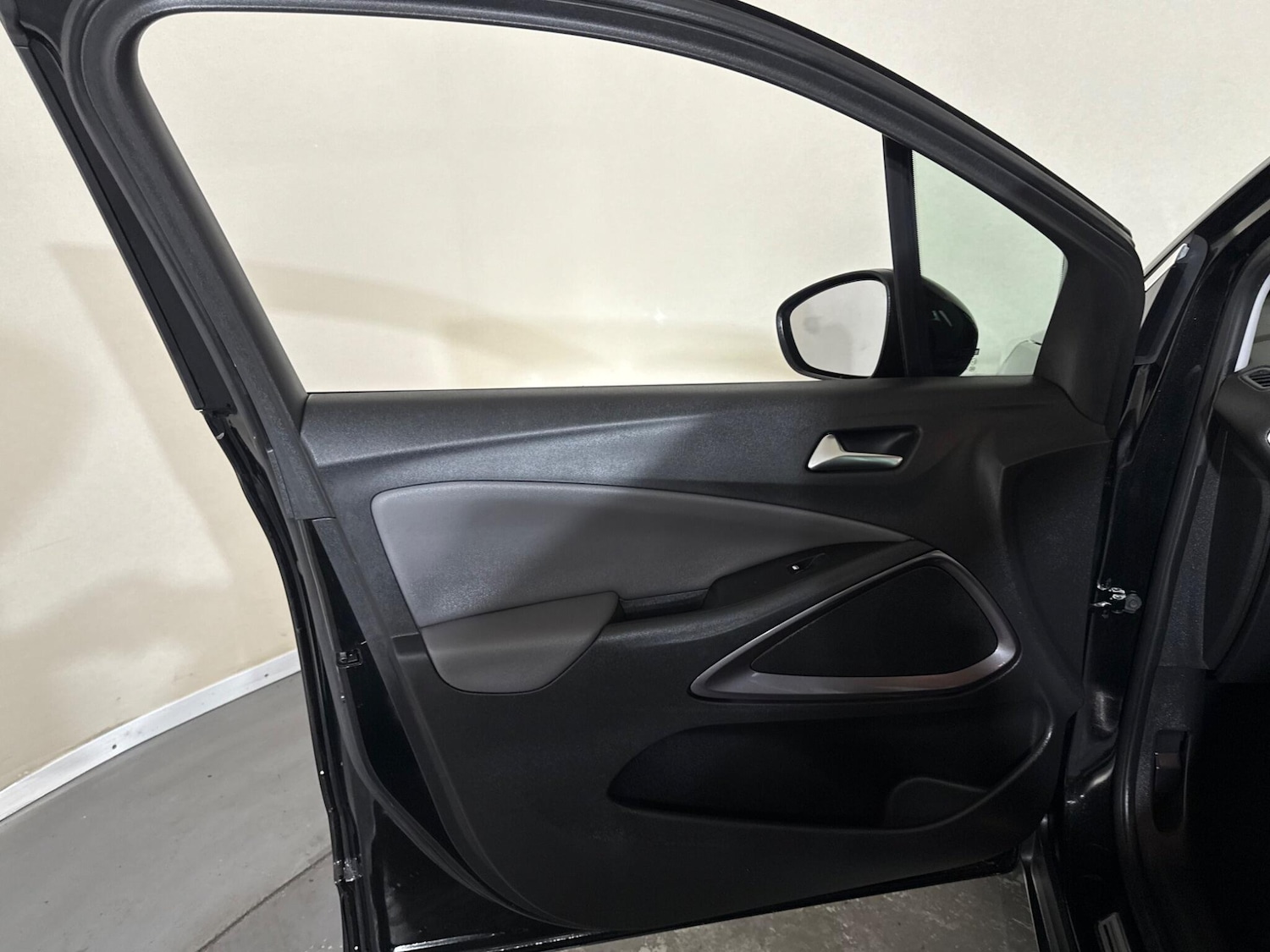 Used Vauxhall Crossland X 2018 for sale - 76370699: Photo 65