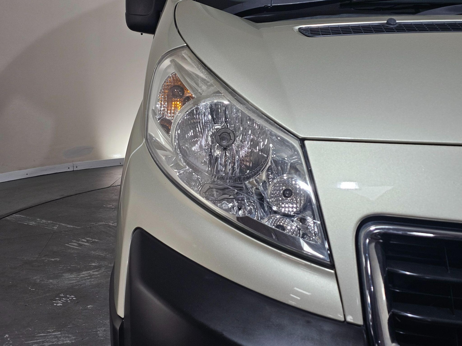 Used Peugeot Expert Tepee 2012 for sale - 76689482: Photo 12